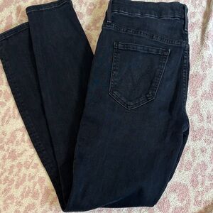 MOTHER Skinny Jeans in Faded Black